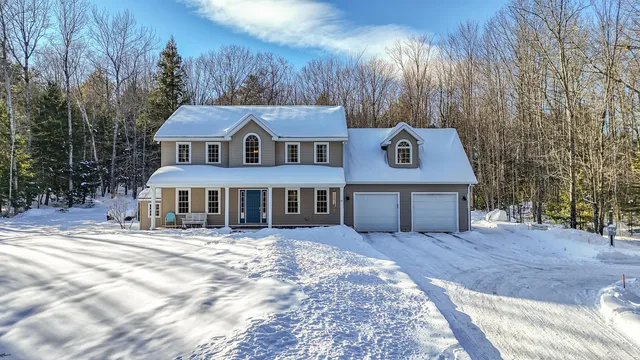 $689,000 | 31 Harley Lane, Bowdoin, ME 04287
