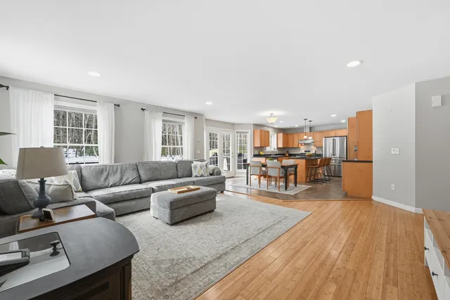 $689,000 | 31 Harley Lane, Bowdoin, ME 04287