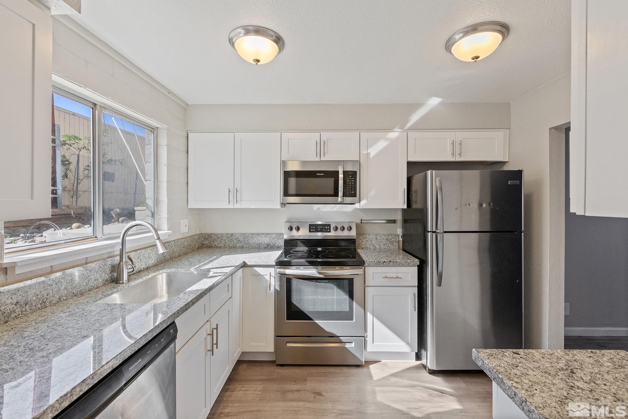 1436 East 9th Street, Unit 11 Reno, NV 89512 - Photo 1 of 20 Photo 1