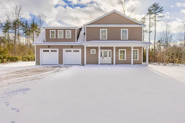 $589,000 | 1044 Ossipee Trail West, Standish, ME 04085