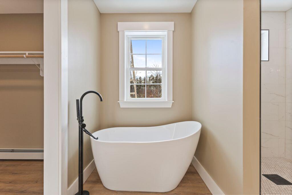 1044 Ossipee Trail West Standish, ME 04085 - Photo 36 of 43 39__V5A7939