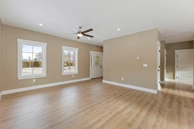 $589,000 | 1044 Ossipee Trail West, Standish, ME 04085