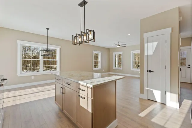 $589,000 | 1044 Ossipee Trail West, Standish, ME 04085