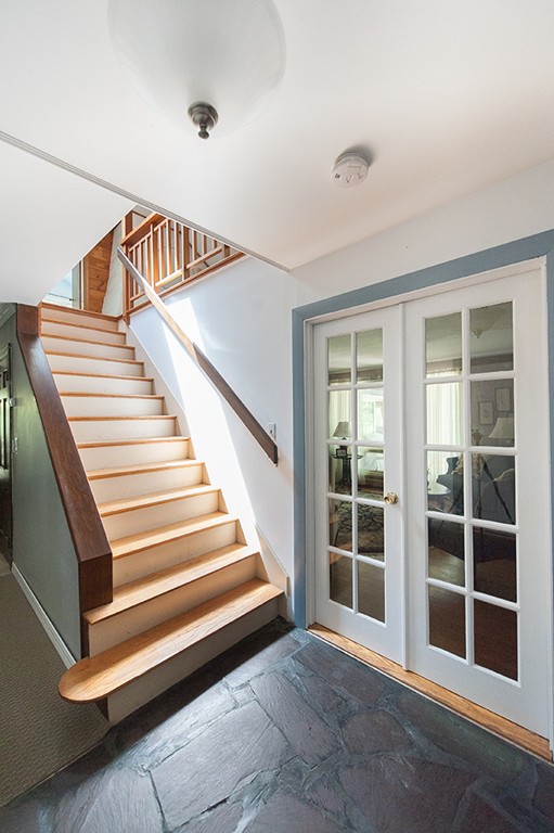 31 Chapman Road Boxford, MA 01921 - Photo 20 of 27 a view of entryway
