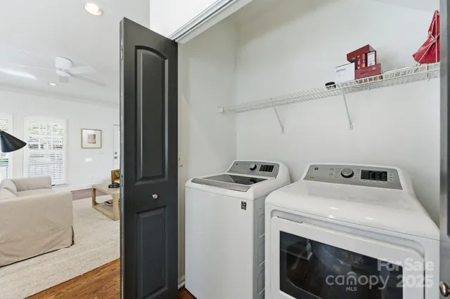 $899,000 | 618 Olmsted Park Place, Charlotte, NC 28203