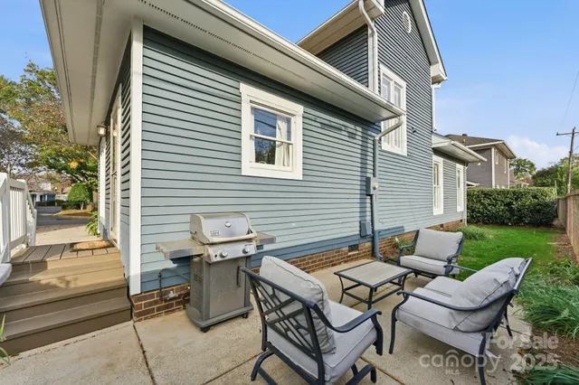 $899,000 | 618 Olmsted Park Place, Charlotte, NC 28203