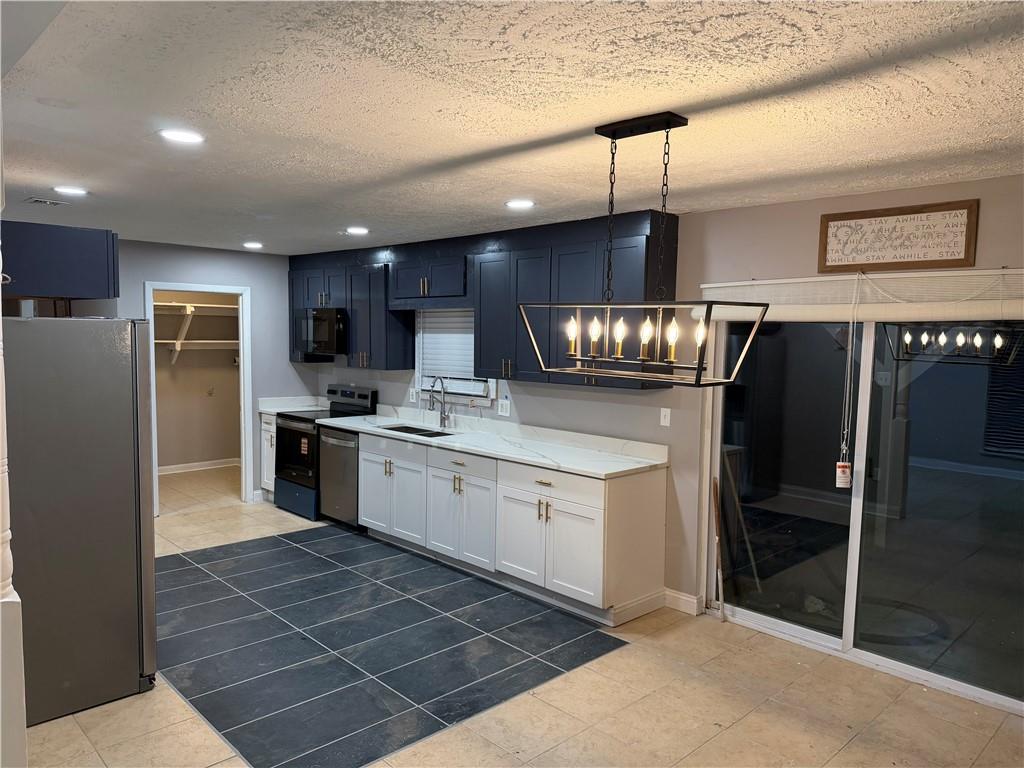 1627 Ridgeview Drive Northwest Conyers, GA 30012 - Photo 13 of 48