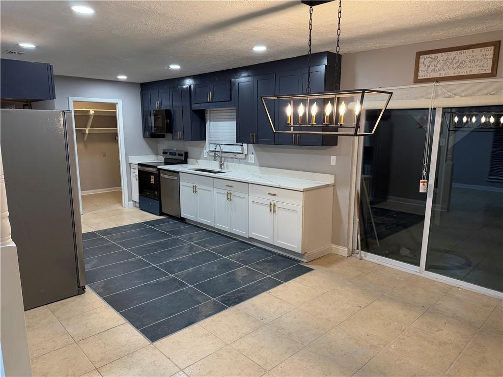 1627 Ridgeview Drive Northwest Conyers, GA 30012 - Photo 14 of 48