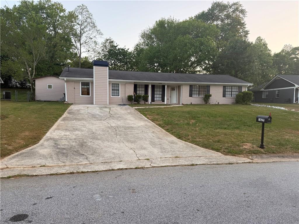 1627 Ridgeview Drive Northwest Conyers, GA 30012 - Photo 5 of 48