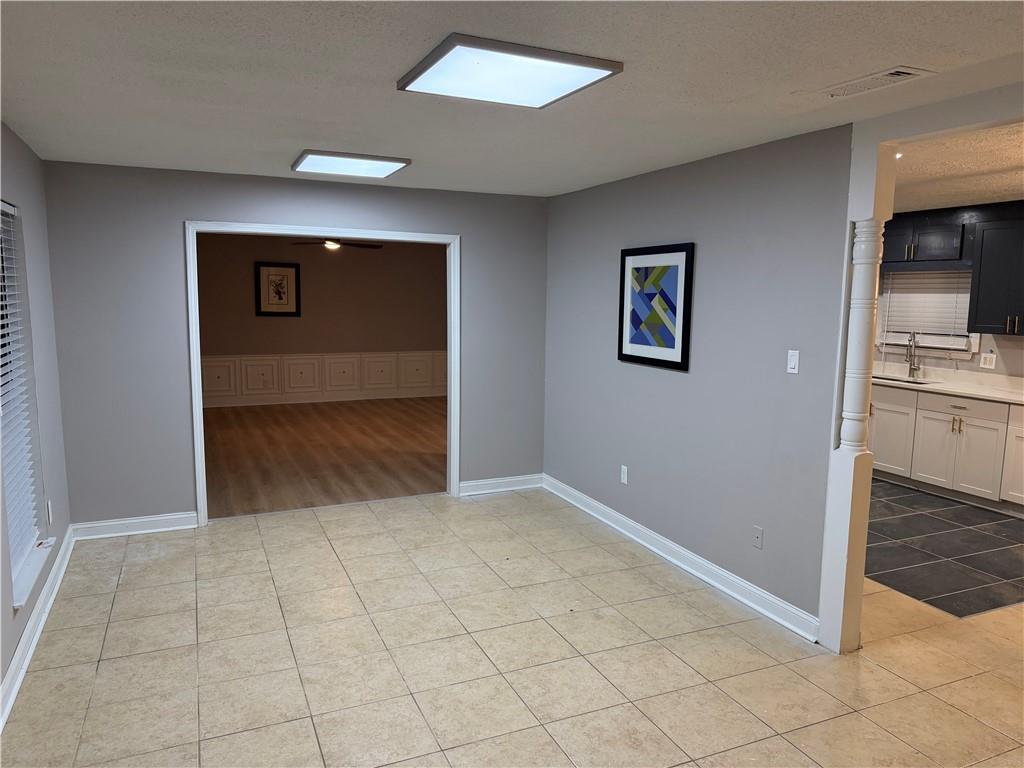 1627 Ridgeview Drive Northwest Conyers, GA 30012 - Photo 9 of 48