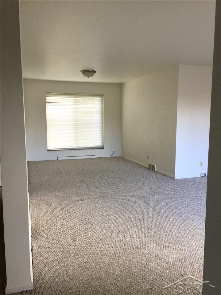 2190 Hemmeter Road Saginaw, MI 48603 - Photo 31 of 47 50046138-30.JPG