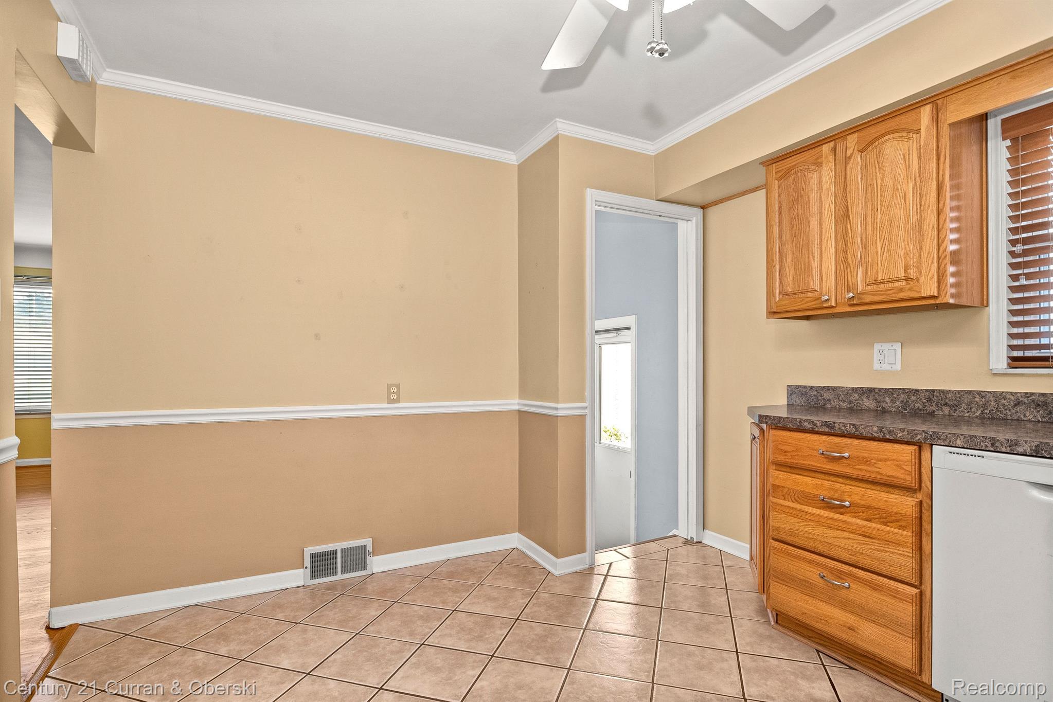 1738 North Gulley Road Dearborn, MI 48128 - Photo 15 of 35 Gallery Image 15