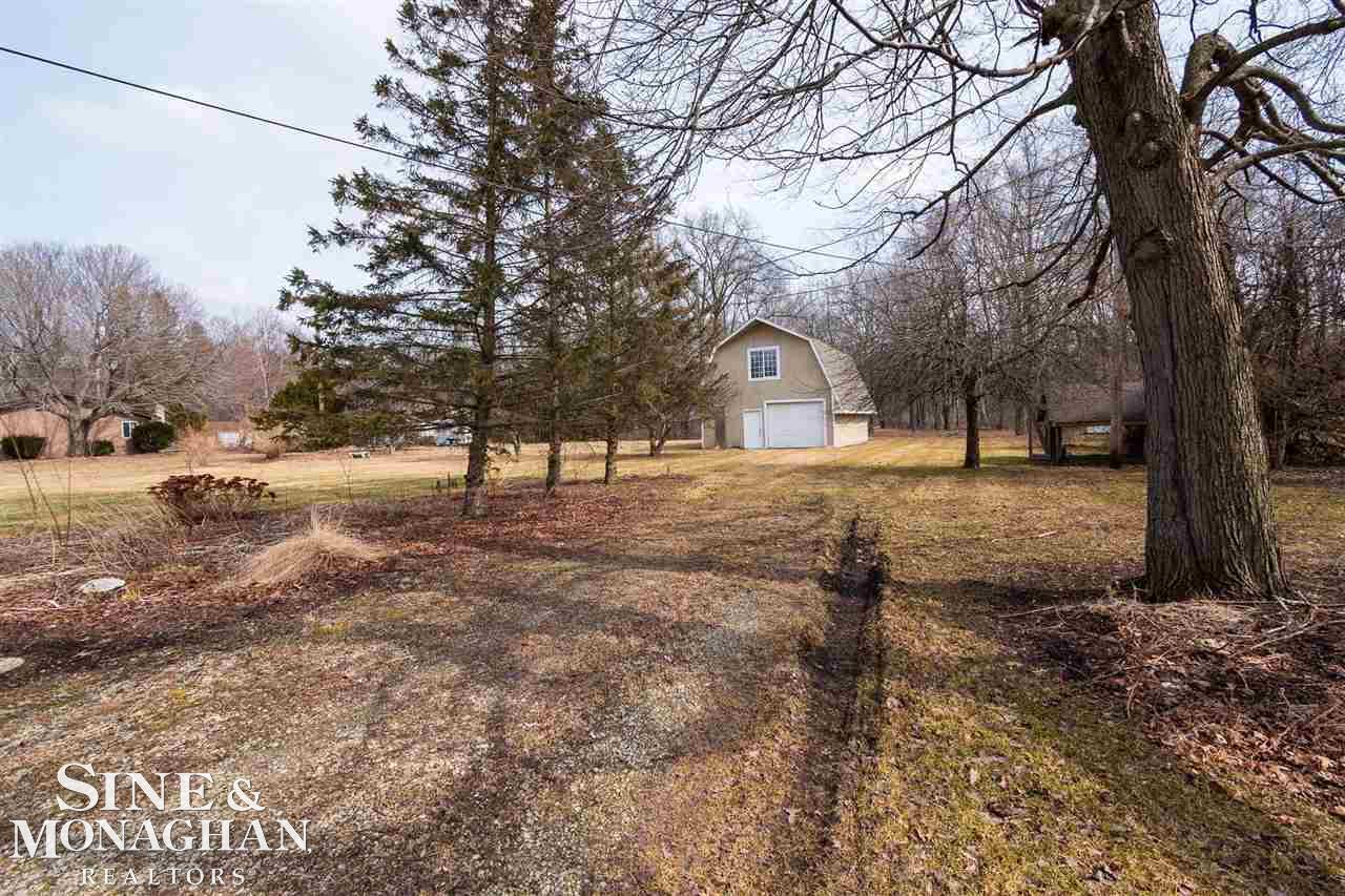 8787 Marsh Road Algonac, MI 48001 - Photo 12 of 45 50068309-11.JPG