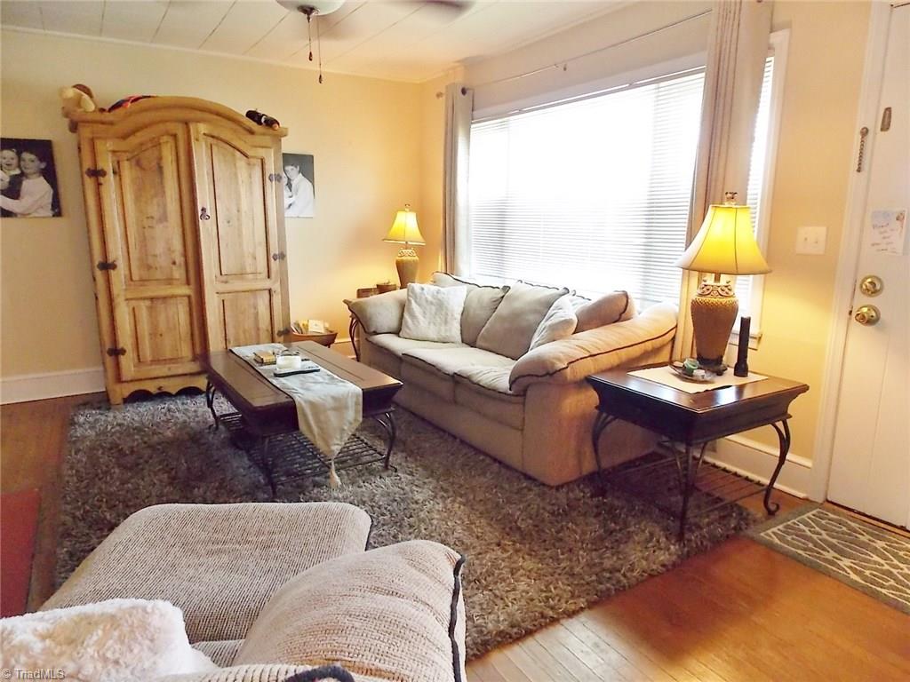 632 South Franklin Road Mount Airy, NC 27030 - Photo 2 of 20 Living Room