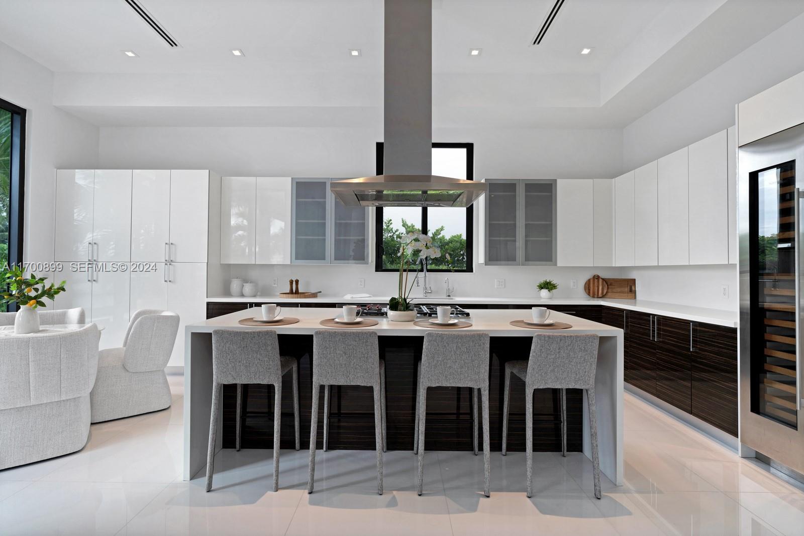 2040 Northeast 121st Road North Miami, FL 33181 - Photo 12 of 43