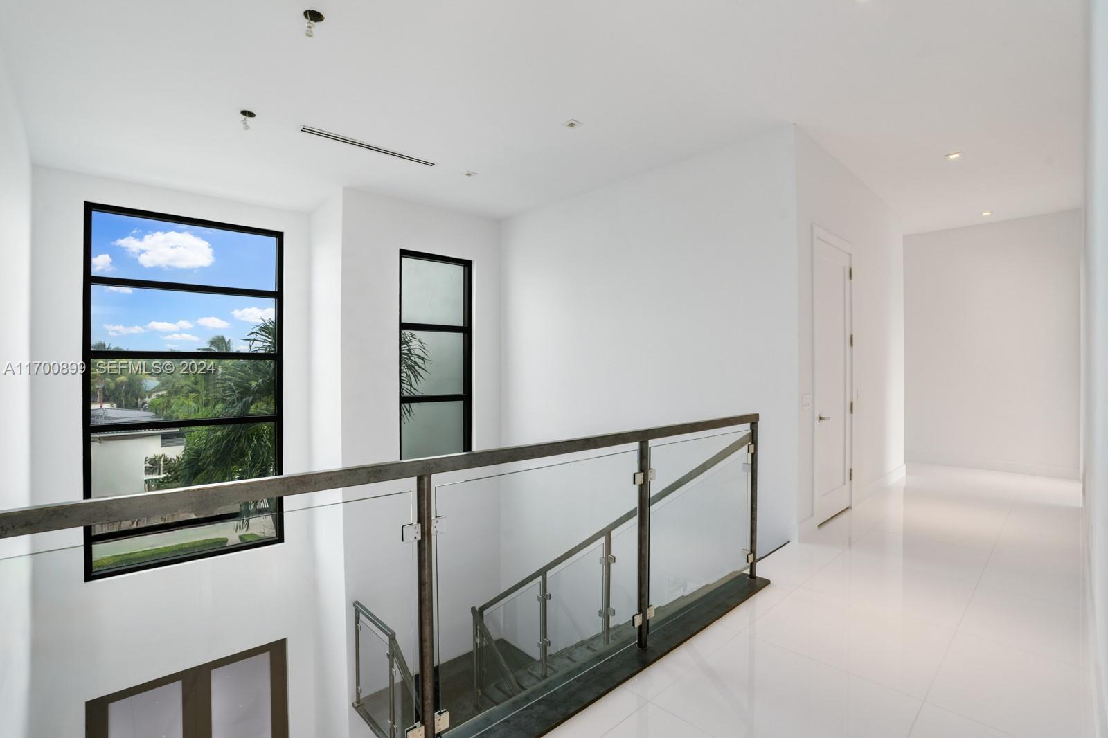 2040 Northeast 121st Road North Miami, FL 33181 - Photo 16 of 43