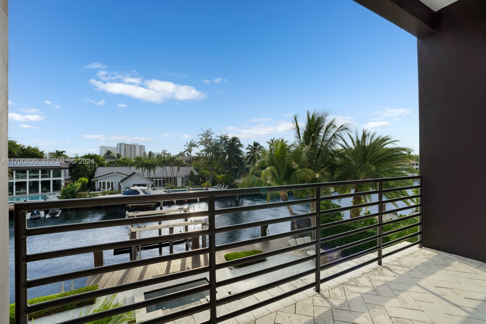 2040 Northeast 121st Road North Miami, FL 33181 - Photo 17 of 43