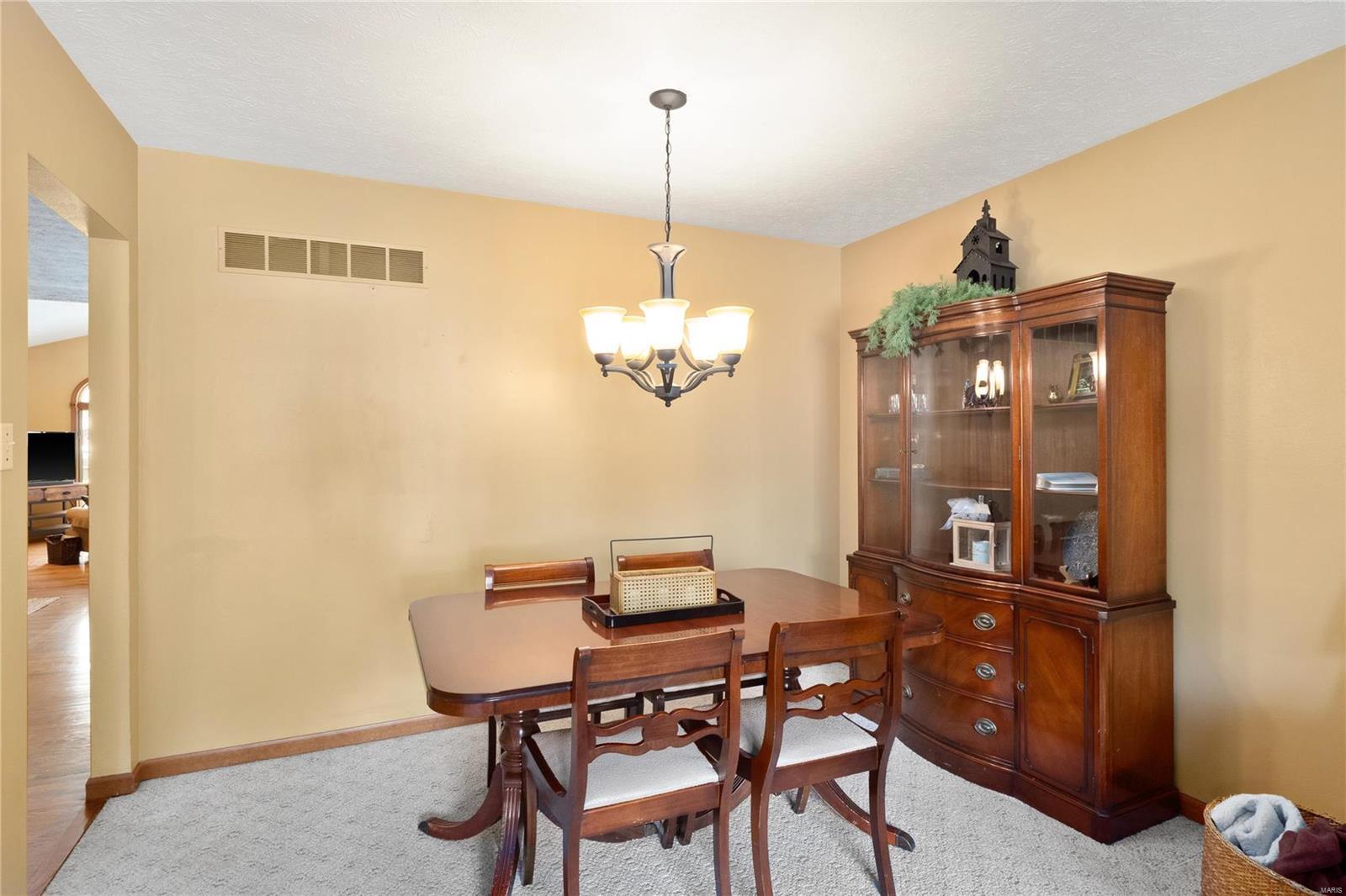 2003 Raintree Trail Collinsville, IL 62234 - Photo 14 of 36 Gallery Image 14