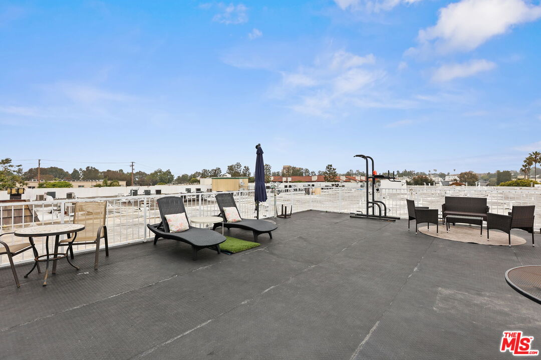 8710 Delgany Avenue, Unit 26 Playa del Rey, CA 90293 - Photo 23 of 25