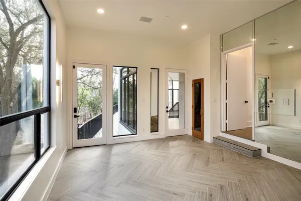 $6,300,000 | 10663 Memorial Drive, Houston, TX 77024