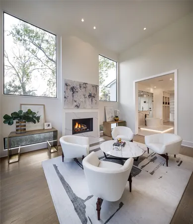 $6,300,000 | 10663 Memorial Drive, Houston, TX 77024