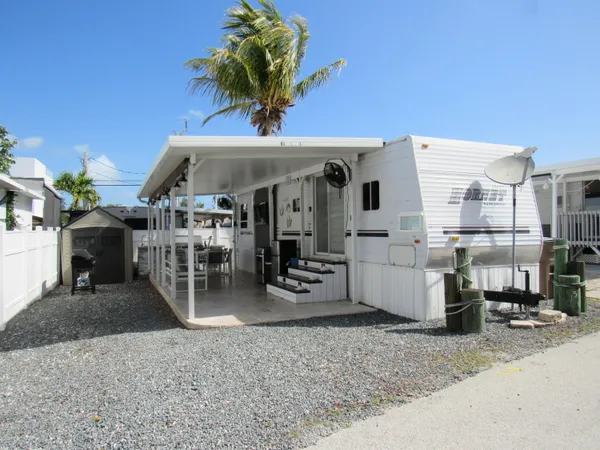 $345,000 | 325 Calusa Street, Unit 15, Key Largo, FL 33037