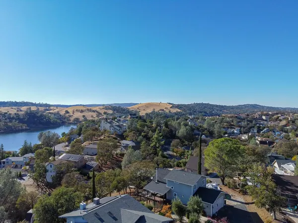 an aerial view of multiple house