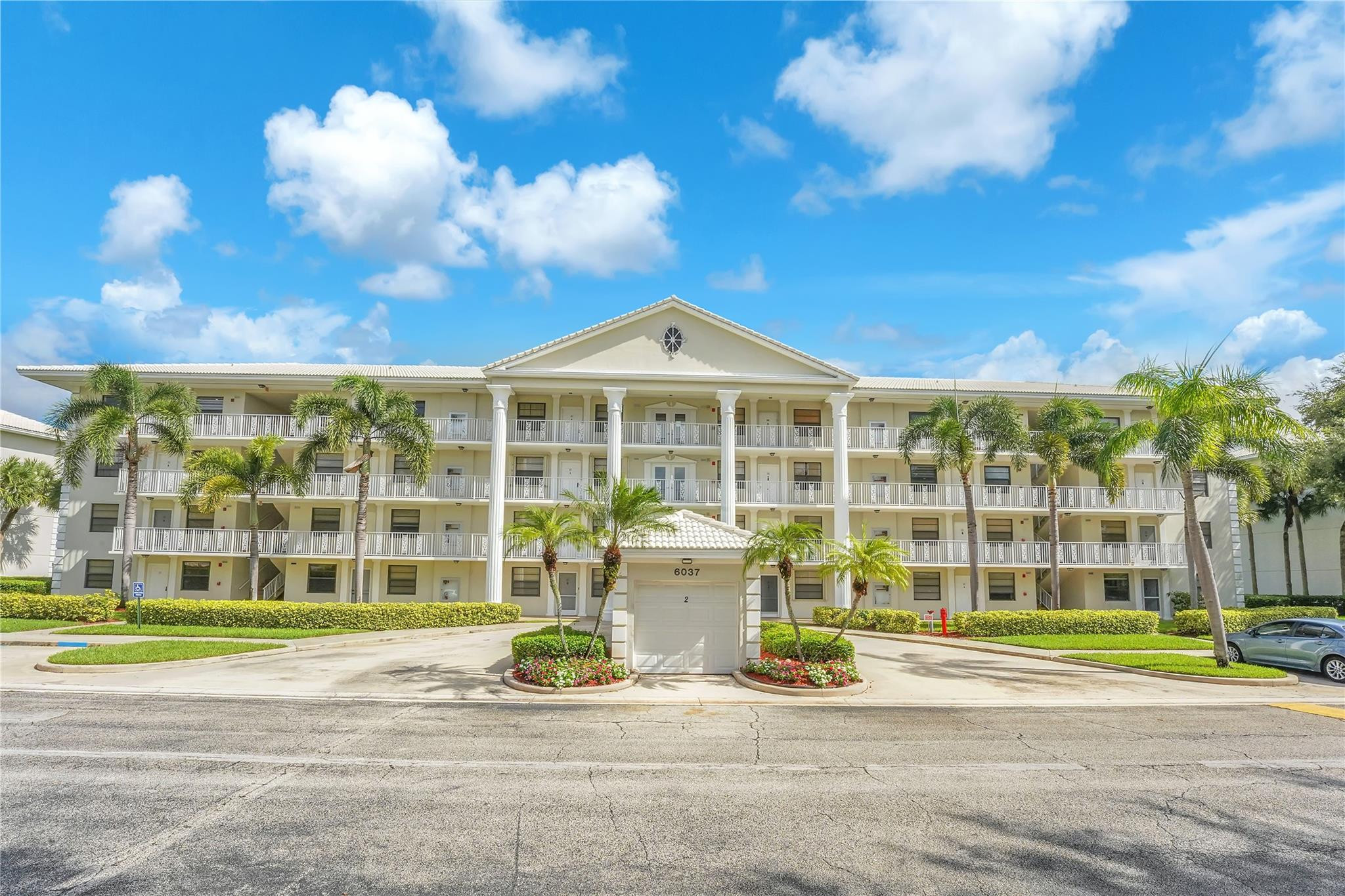6037 Balboa Circle, Unit 401 Boca Raton, FL 33433 - Photo 2 of 21 Photo 2