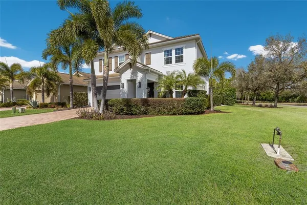 $844,900 | 13608 American Prairie Place, Lakewood Ranch, FL 34211