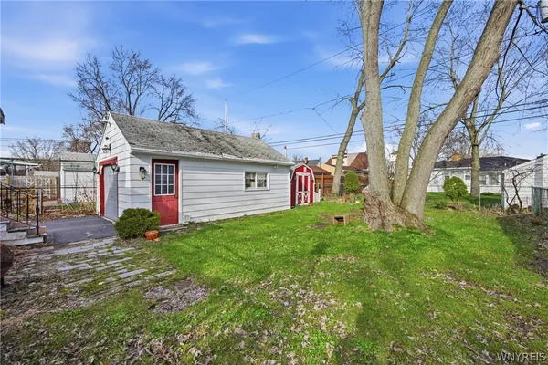 $239,900 | 221 Edgewood Avenue, Tonawanda, NY 14223