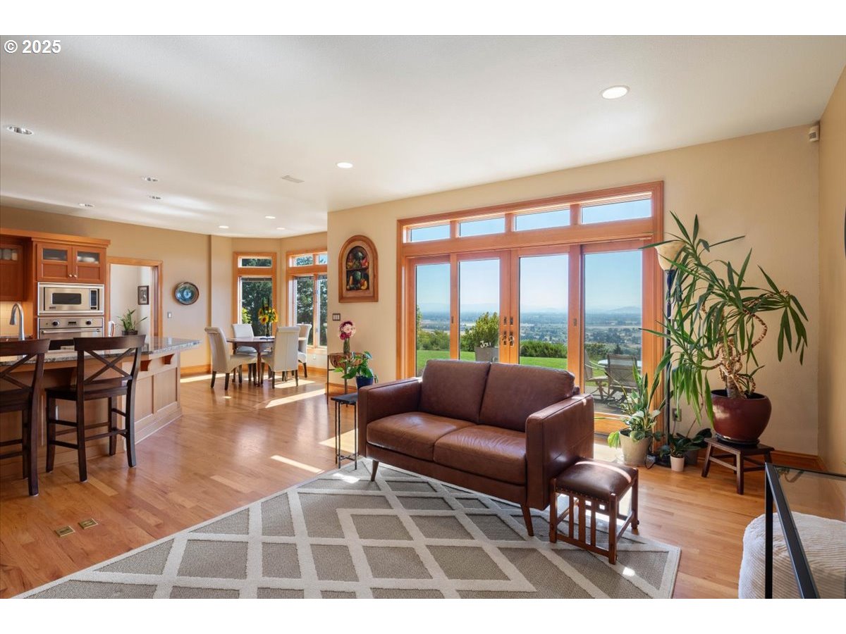 6440 Northwest Sisters Place Corvallis, OR 97330 - Photo 16 of 43