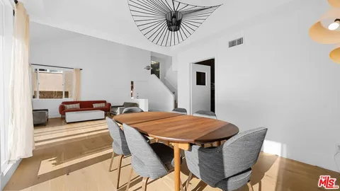 $2,100,000 | 696 Palisades Drive, Pacific Palisades, CA 90272