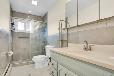 $819,000 | 21 East Hill Drive, Smithtown, NY 11787