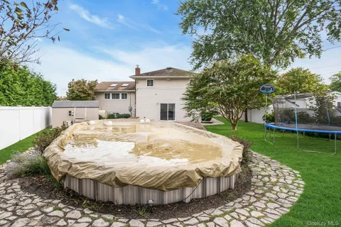 $819,000 | 21 East Hill Drive, Smithtown, NY 11787