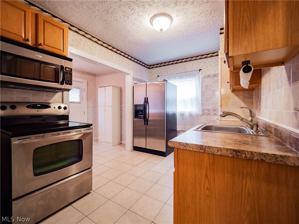 3416 Cedarbrook Road Cleveland, OH 44118 - Photo 14 of 35 Gallery Image 14