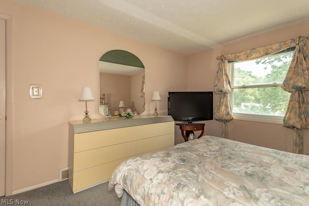 23921 Harms Road Cleveland, OH 44143 - Photo 31 of 38 Gallery Image 31