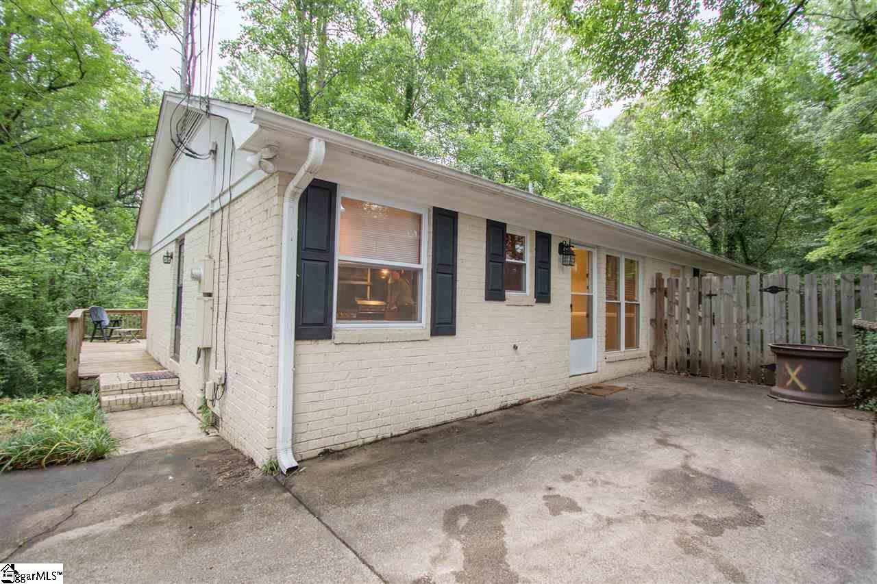 218 Chick Springs Road Greenville, SC 29609 - Photo 2 of 25 Gallery Image 2