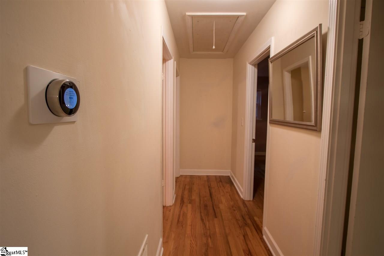 218 Chick Springs Road Greenville, SC 29609 - Photo 11 of 25 Gallery Image 11