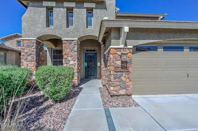 $2,400 | 31098 North 137th Avenue, Peoria, AZ 85383