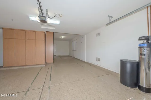 $2,400 | 31098 North 137th Avenue, Peoria, AZ 85383