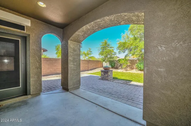 $2,400 | 31098 North 137th Avenue, Peoria, AZ 85383