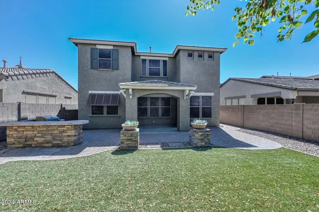 $2,400 | 31098 North 137th Avenue, Peoria, AZ 85383