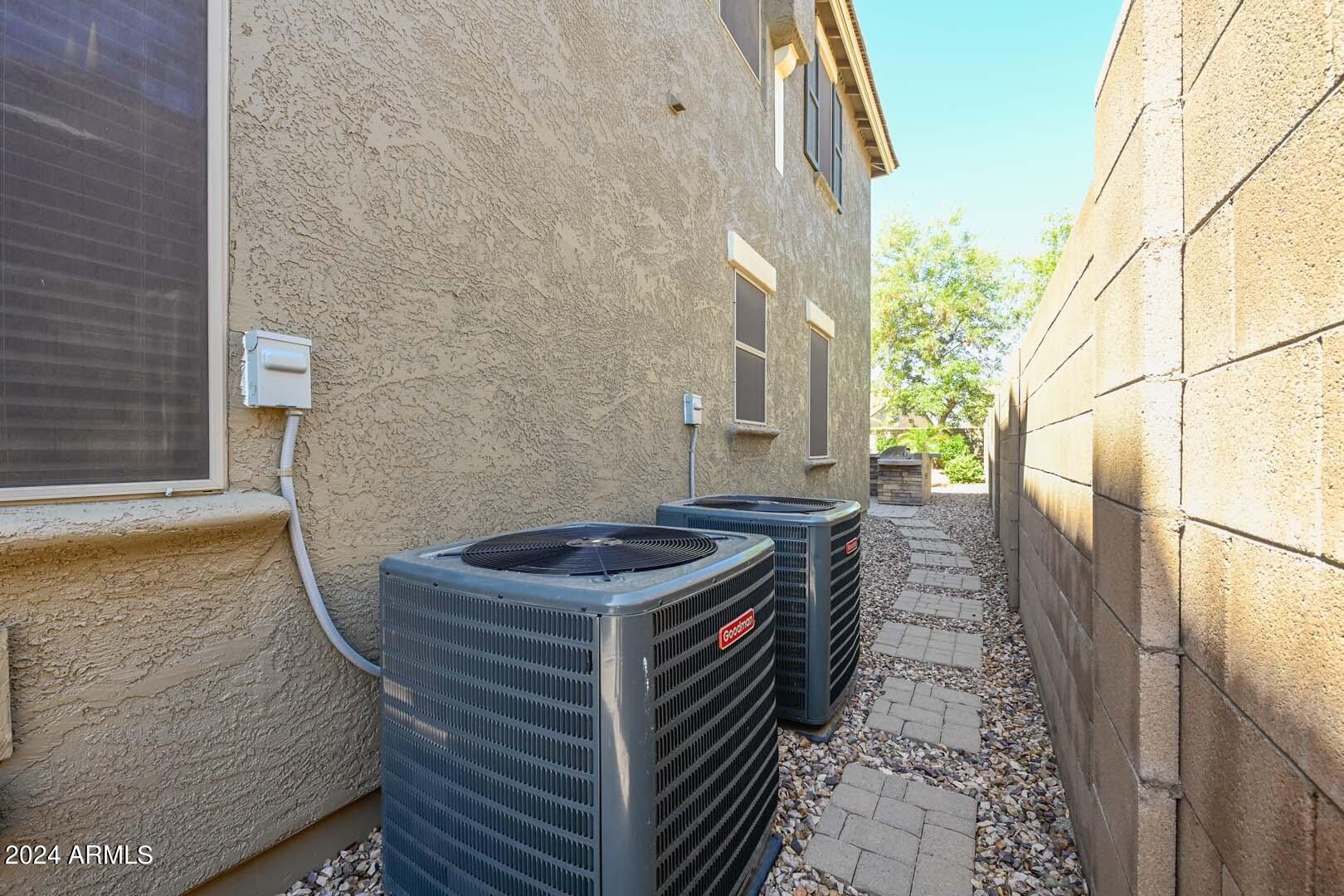 31098 North 137th Avenue Peoria, AZ 85383 - Photo 51 of 57 Side Yard