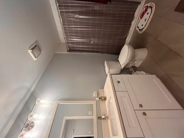 $2,495 | 610 Lakeridge Court, Naperville, IL 60563
