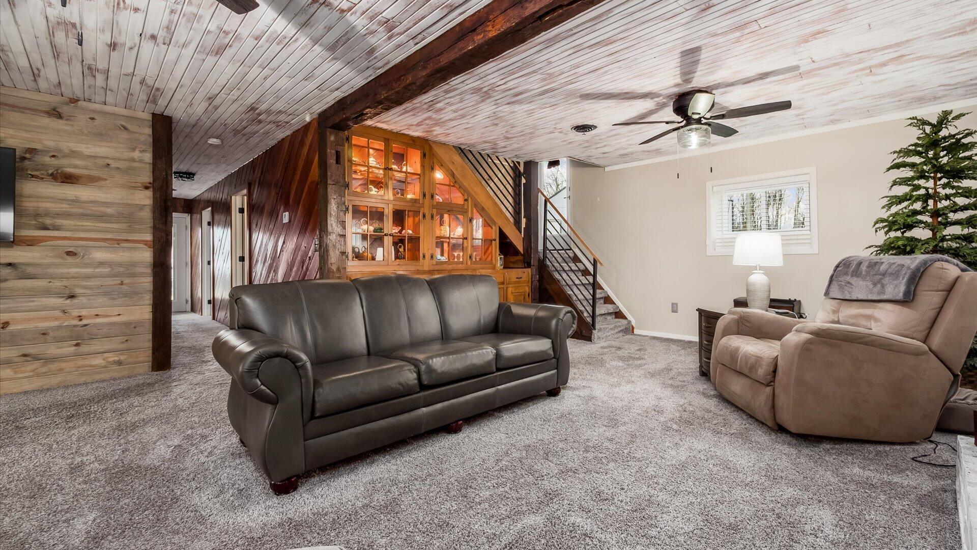 10021 West Triadelphia Road Crooksville, OH 43731 - Photo 5 of 78 15-z 10021 W Triadelphia039