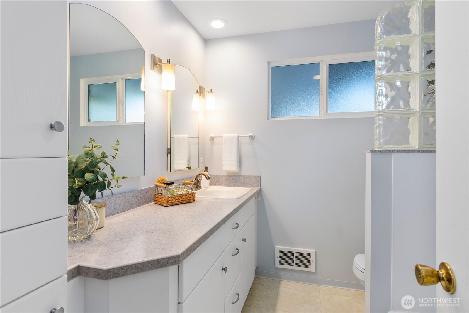1128 Potlatch Beach Road Marysville, WA 98271 - Photo 25 of 36 Gallery Image 25