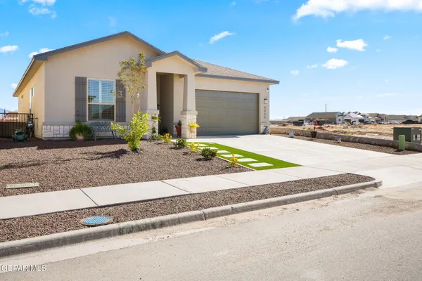 $400,000 | 6069 Cumin Pk Street, Santa Teresa, NM 88008