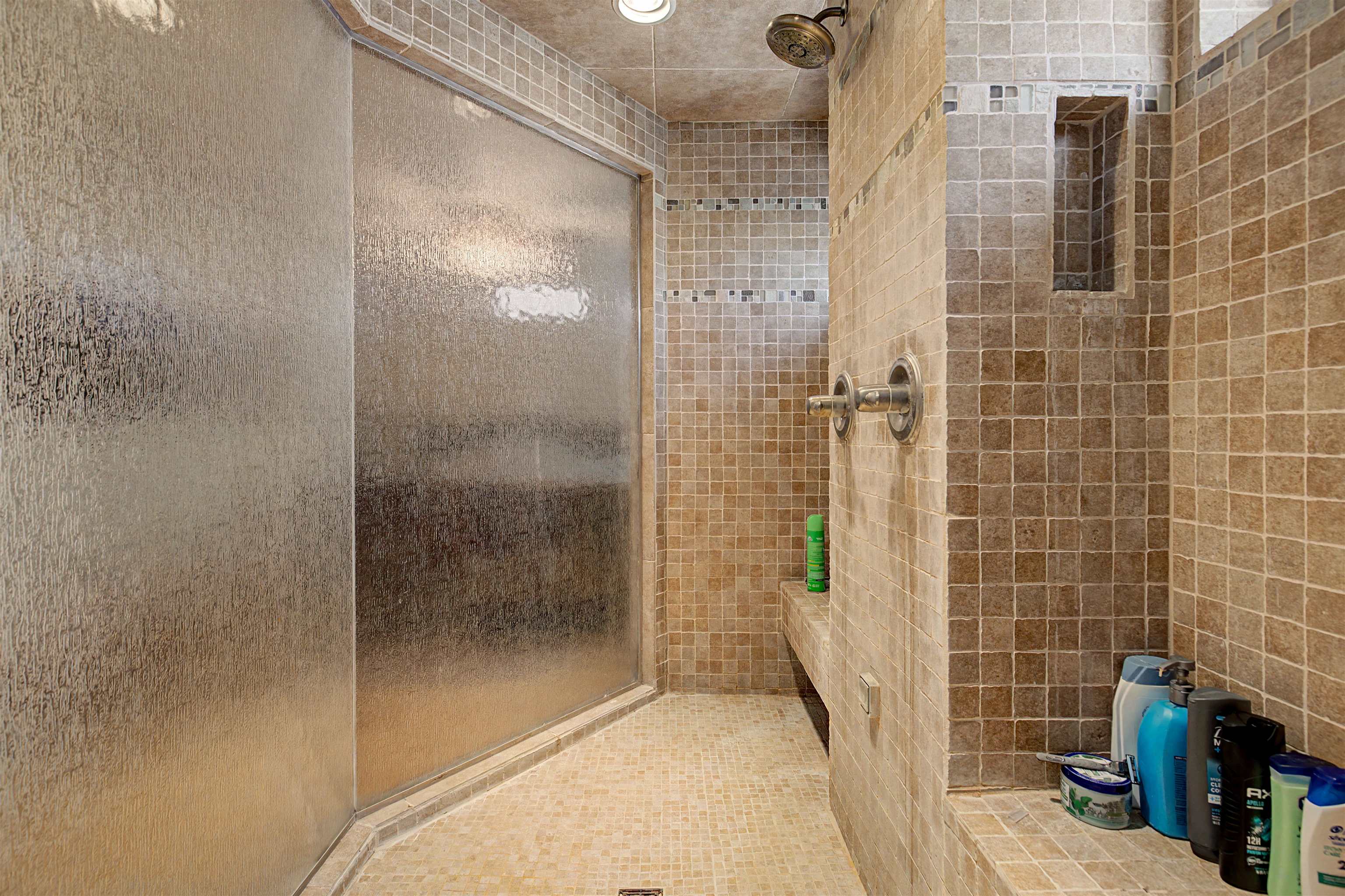 115 Windmill Road Elizabeth, IL 61028 - Photo 20 of 66 a bathroom with a shower