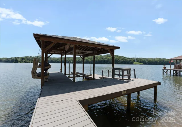 $2,998,000 | 3251 Lake Pointe Drive, Belmont, NC 28012