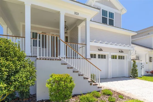 $2,395,000 | 323 Appian Way Northeast, St. Petersburg, FL 33704